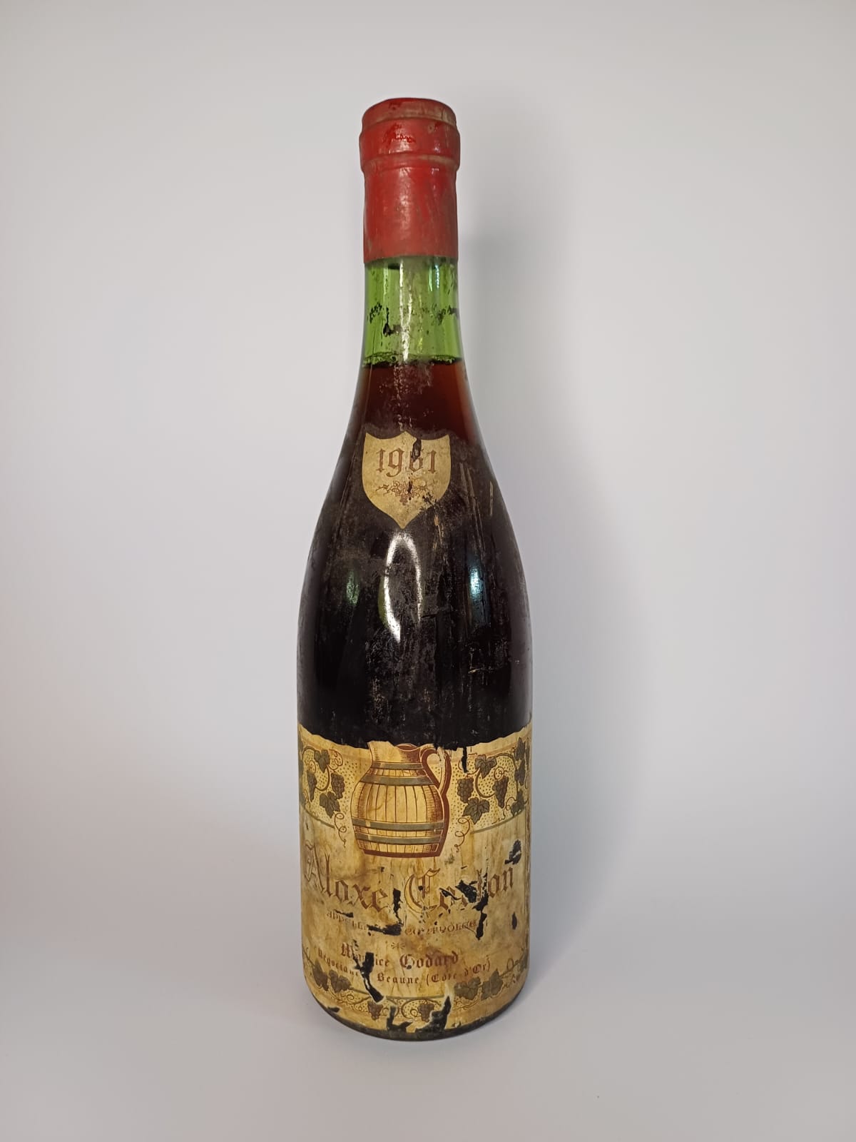 Bouteille de vin Aloxe-Corton 1961 – Maurice Godard Vinaé