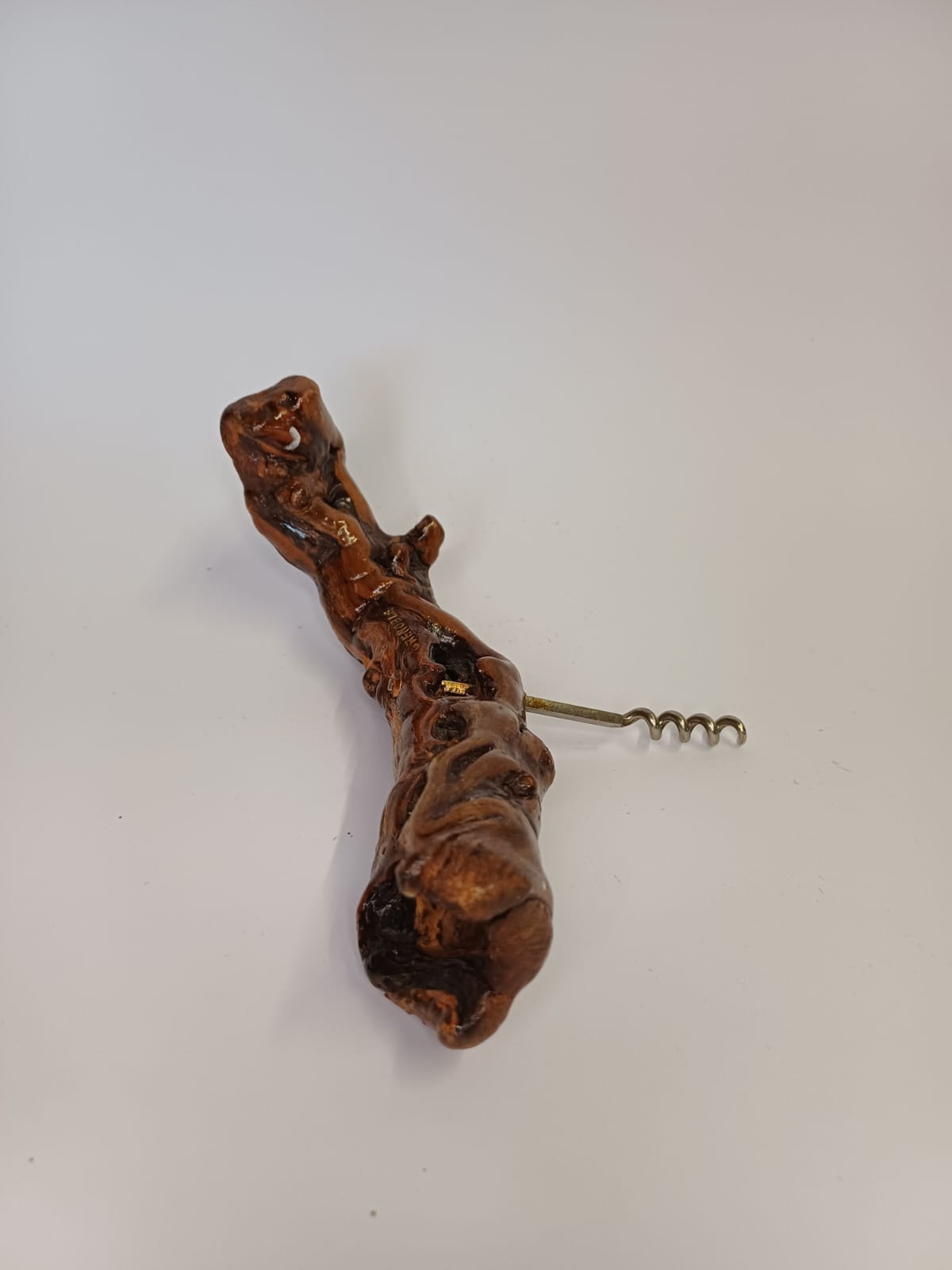 Tire-bouchon vintage en pied de vigne Vinaé