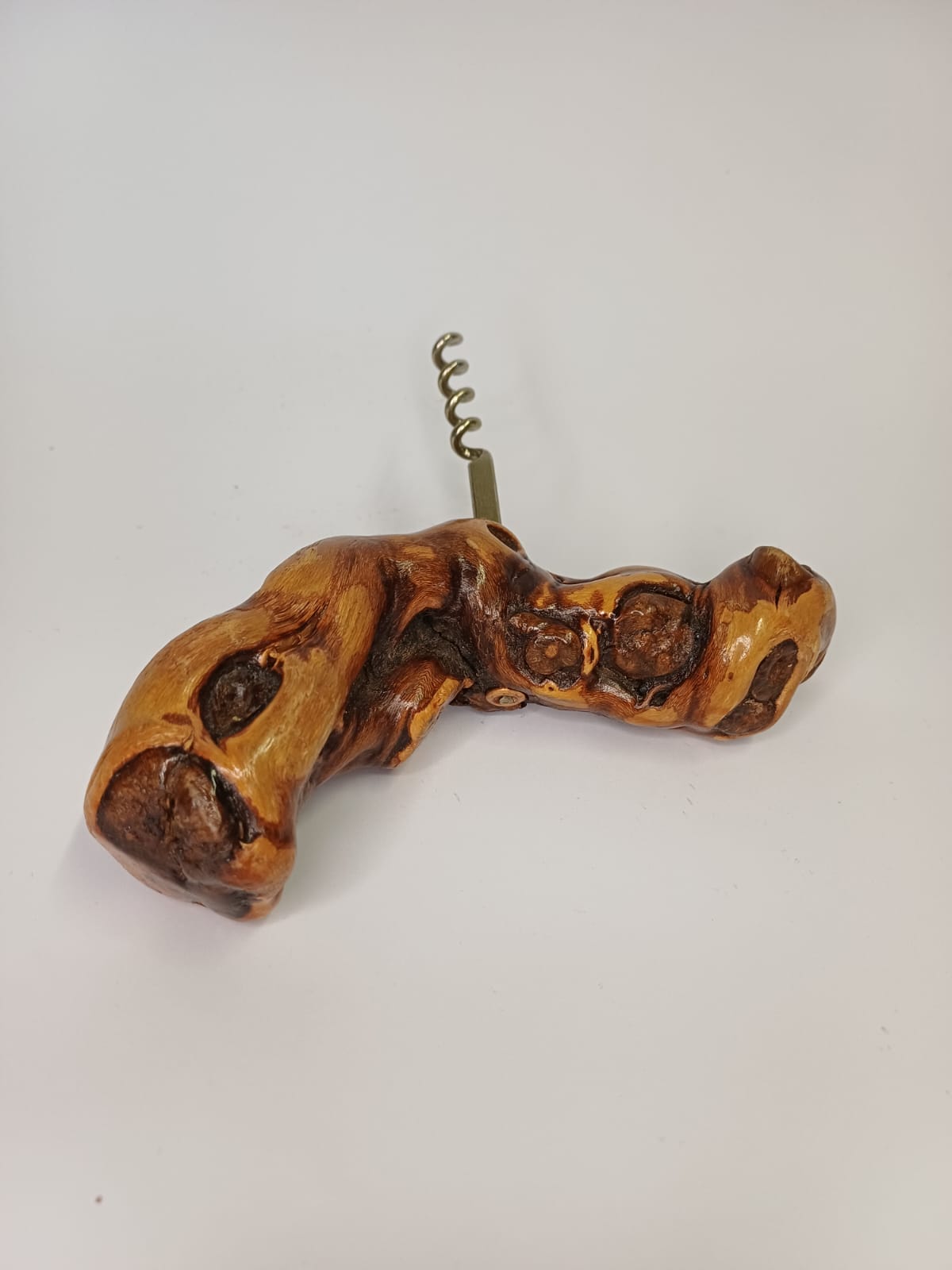 Tire-bouchon vintage en pied de vigne Vinaé