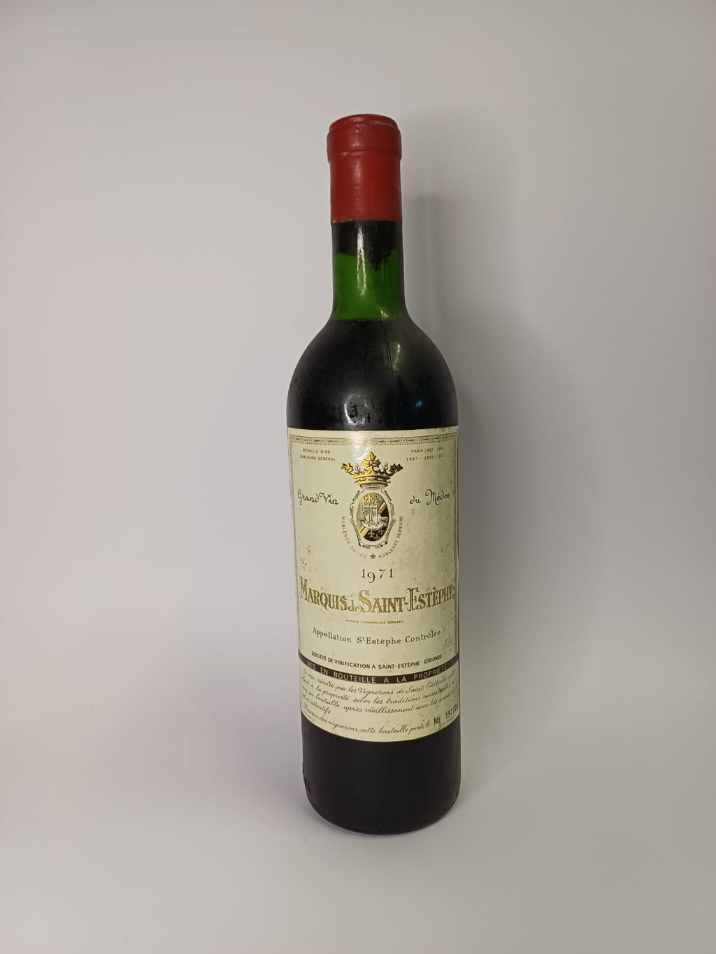 Bouteille de vin Saint-Estèphe 1971 – Marquis de Saint-Estèphe Vinaé