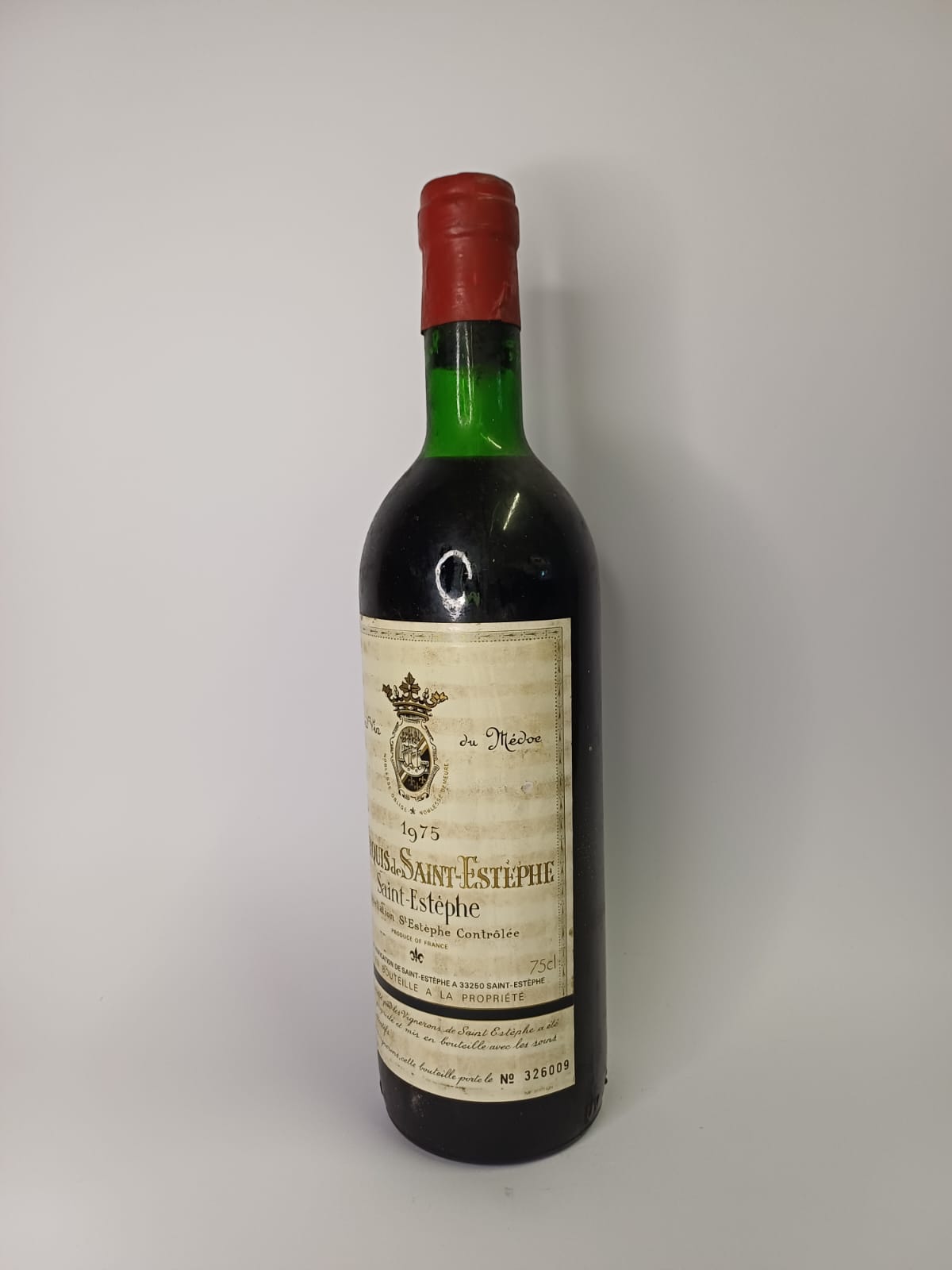 Bouteille de vin Saint-Estèphe 1975 – Marquis de Saint-Estèphe Vinaé