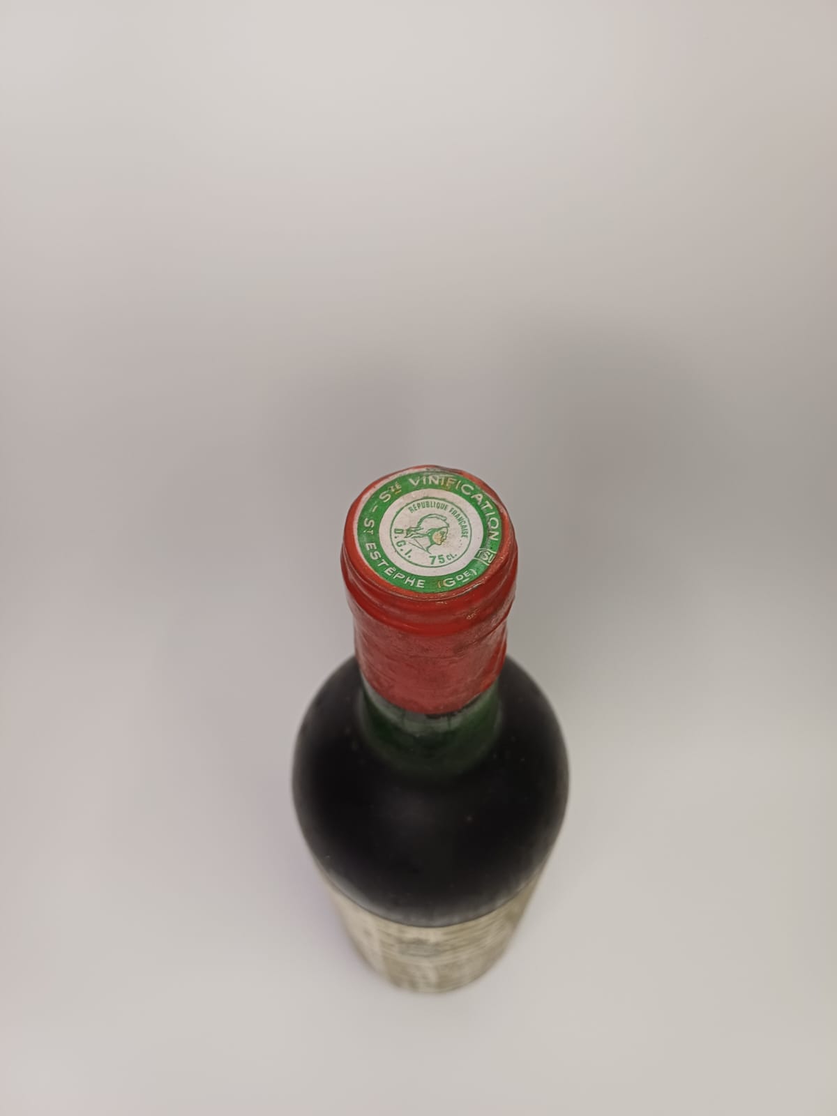 Bouteille de vin Saint-Estèphe 1975 – Marquis de Saint-Estèphe Vinaé