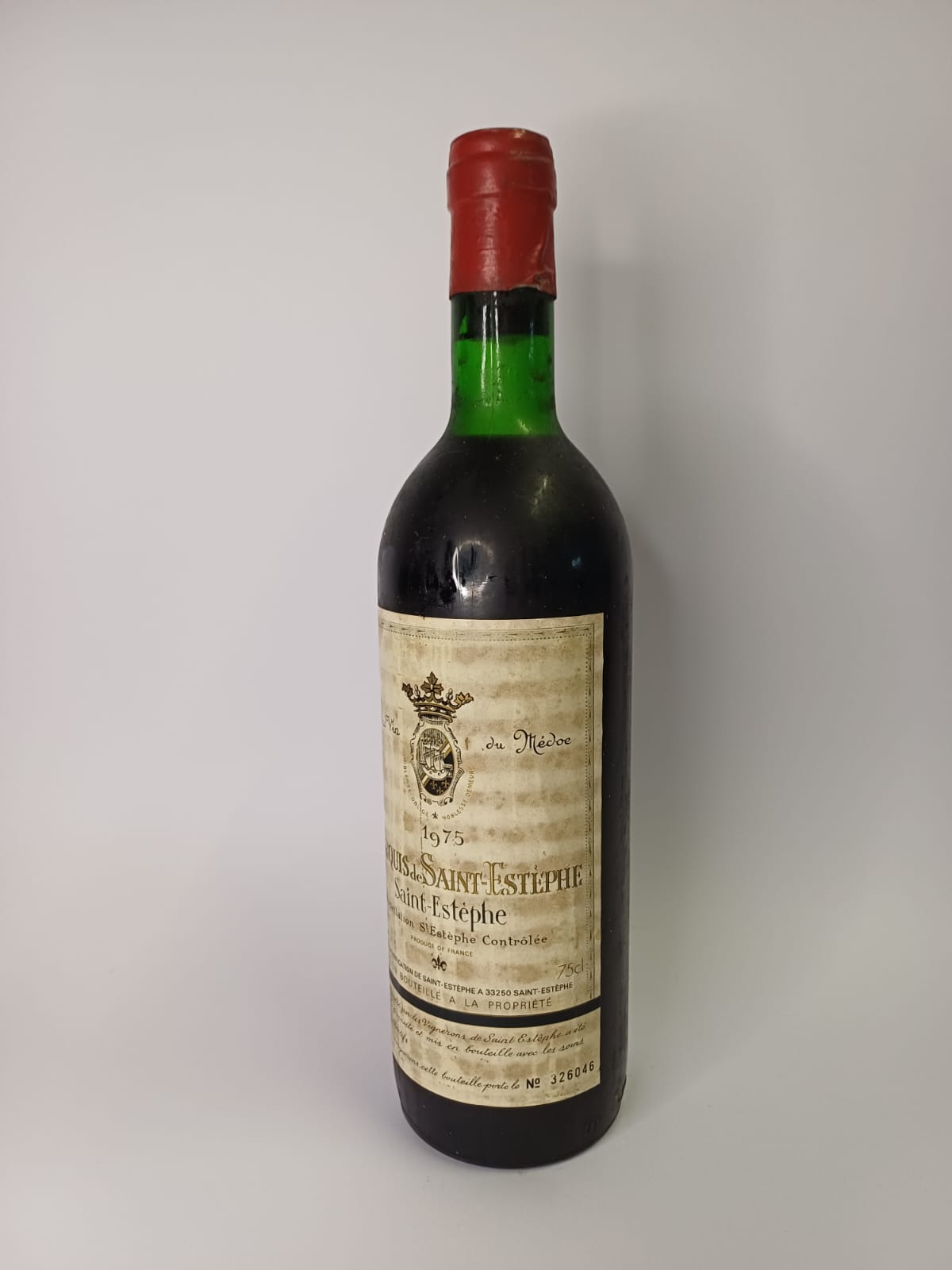 Bouteille de vin Saint-Estèphe 1975 – Marquis de Saint-Estèphe Vinaé