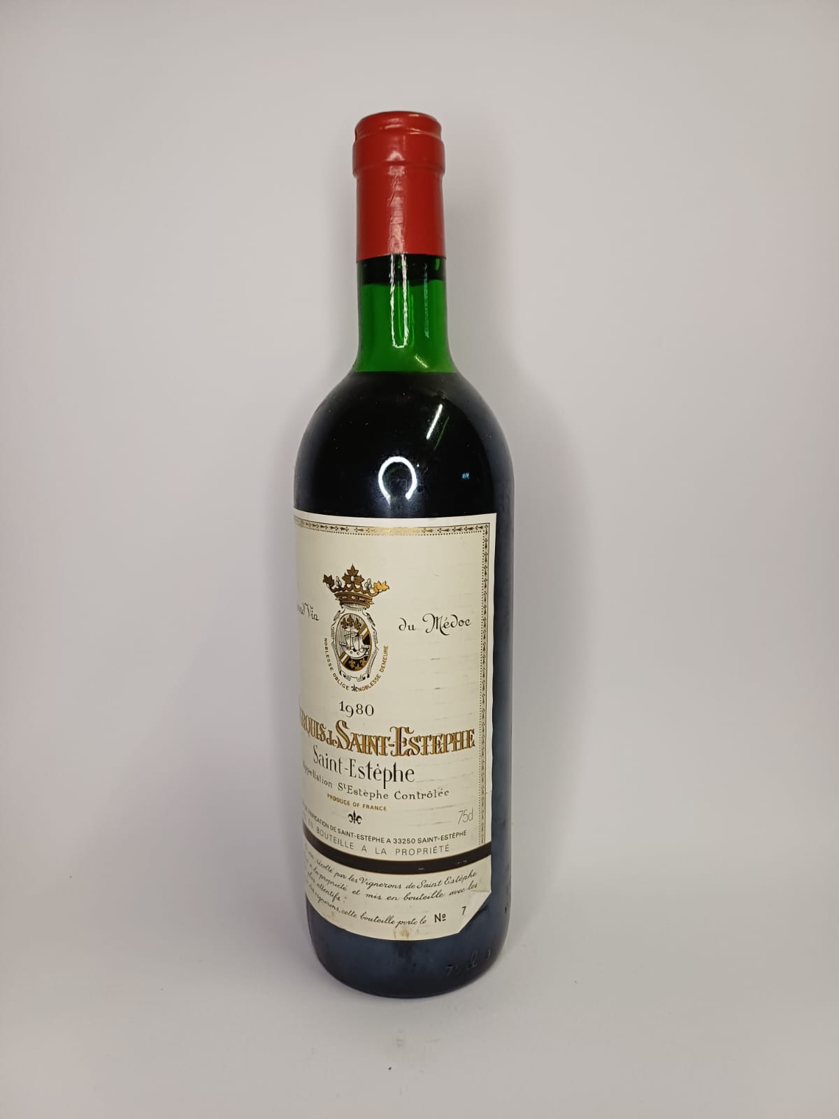 Bouteille de vin Saint-Estèphe 1980 – Marquis de Saint-Estèphe Vinaé