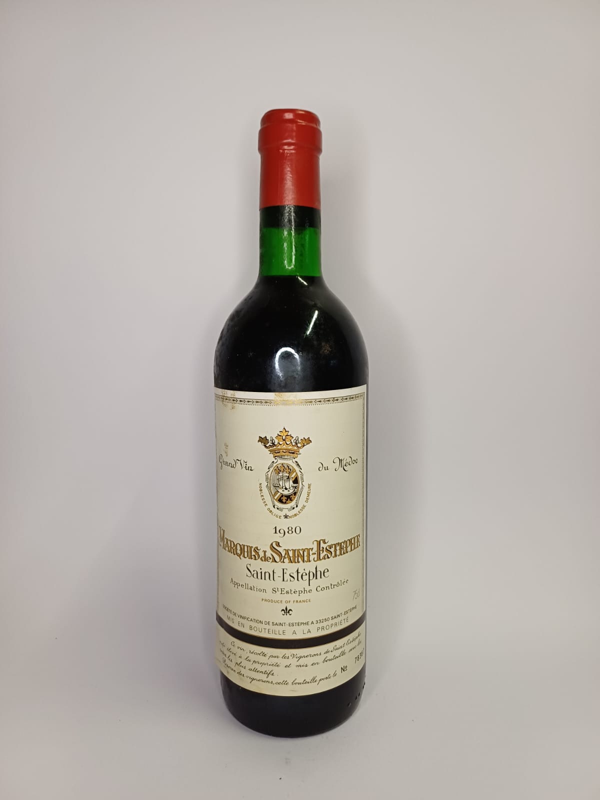 Bouteille de vin Saint-Estèphe 1980 – Marquis de Saint-Estèphe Vinaé