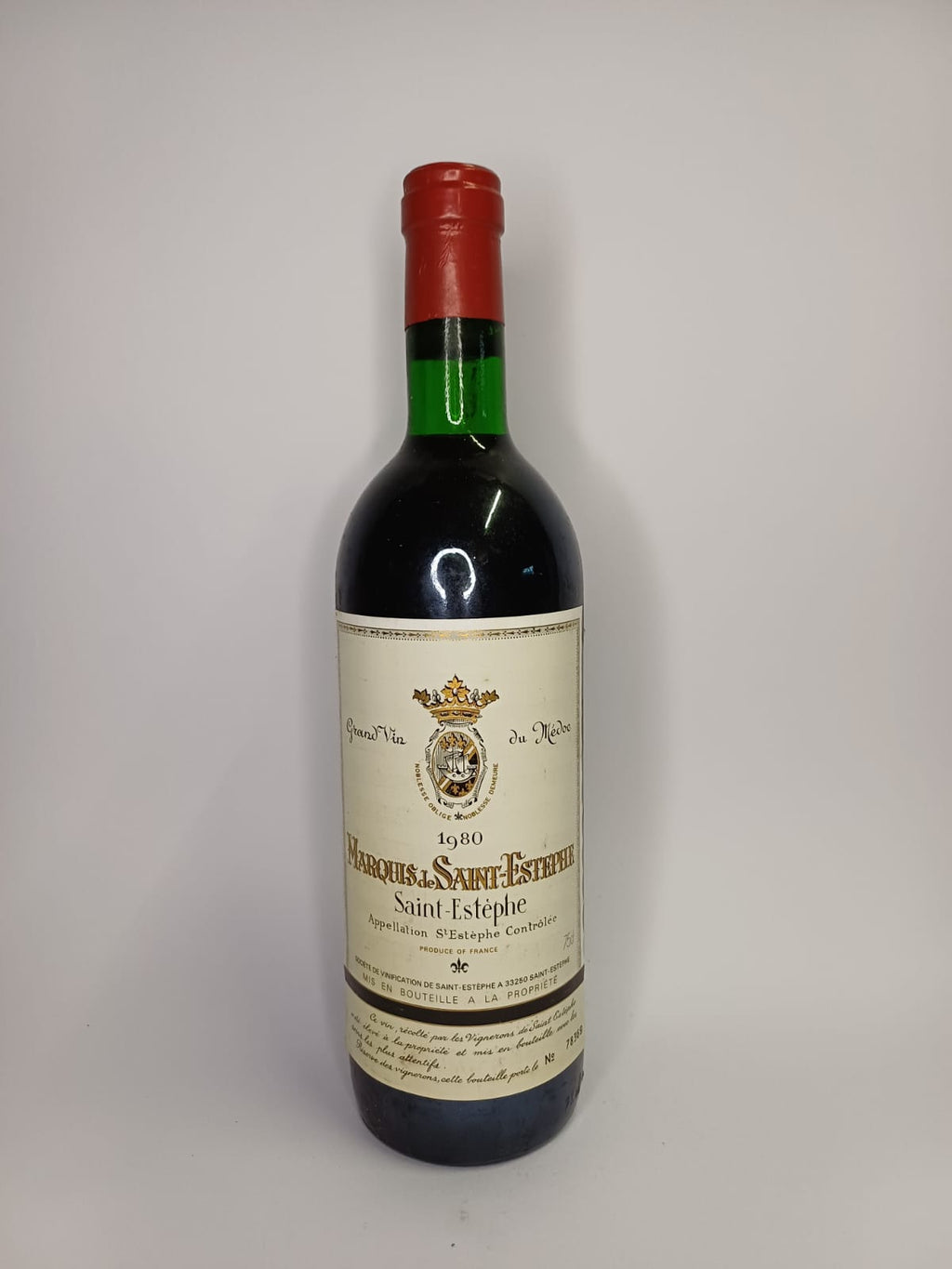 Bouteille de vin Saint-Estèphe 1980 – Marquis de Saint-Estèphe Vinaé