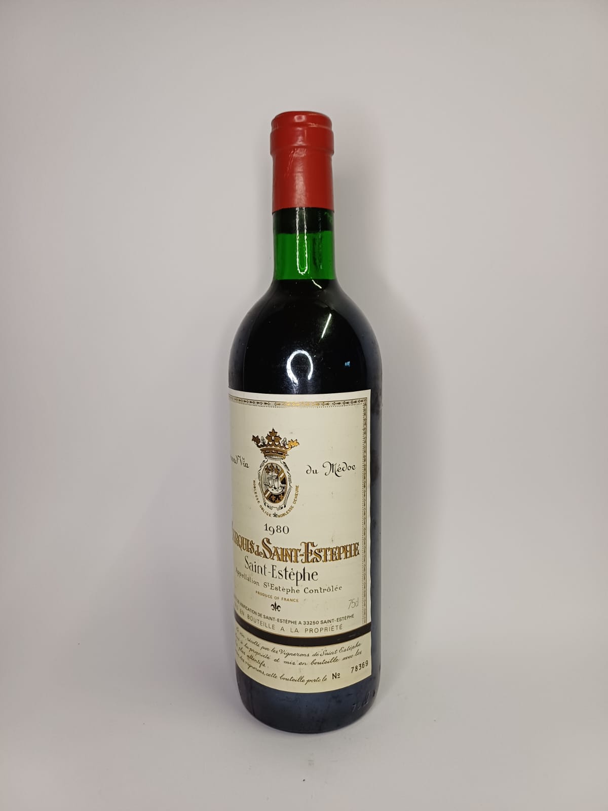 Bouteille de vin Saint-Estèphe 1980 – Marquis de Saint-Estèphe Vinaé
