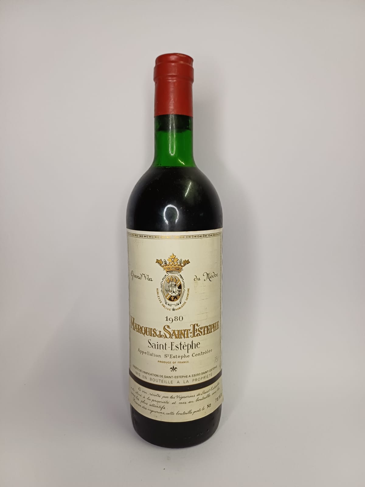 Bouteille de vin Saint-Estèphe 1980 – Marquis de Saint-Estèphe Vinaé