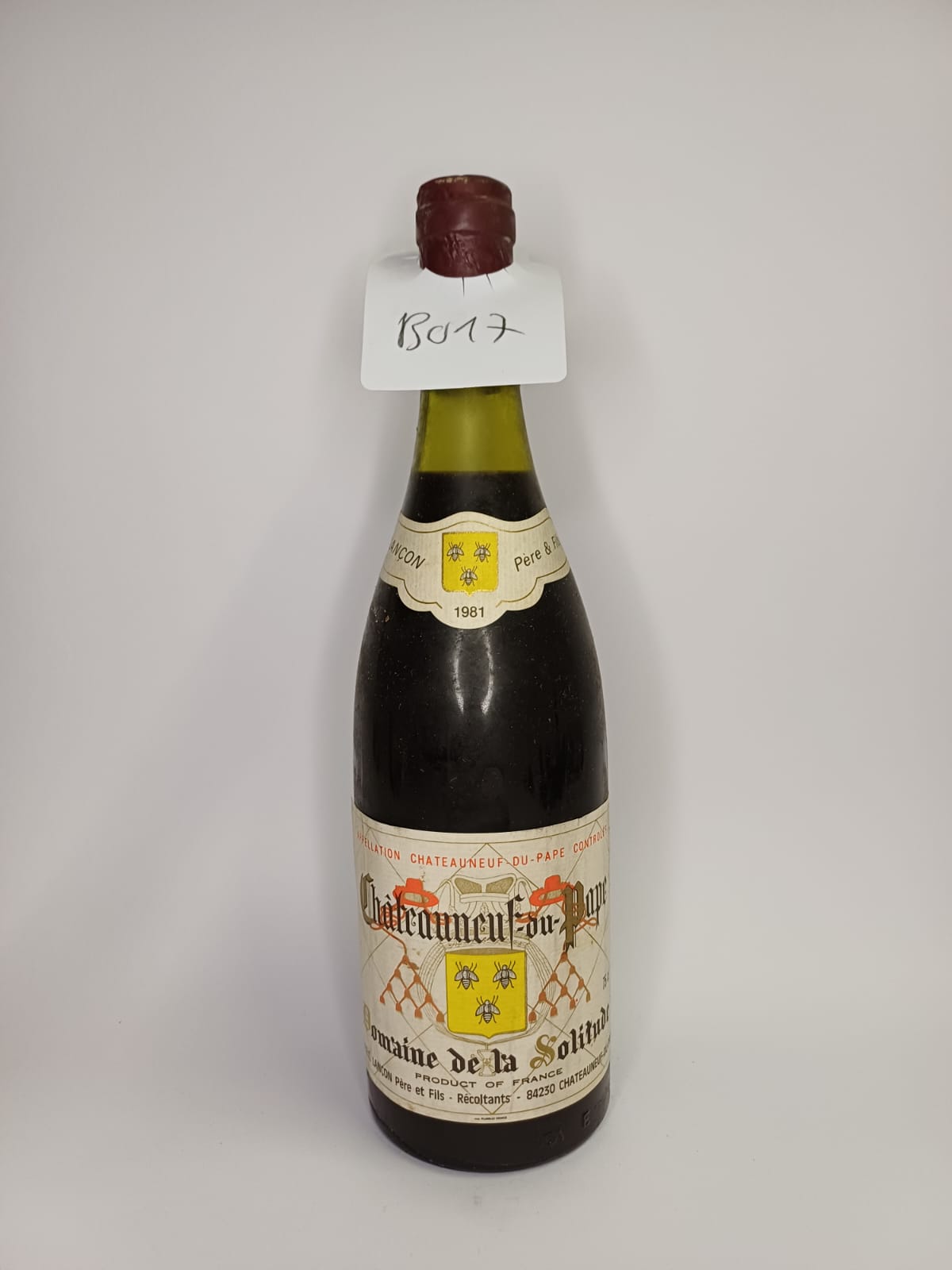 Bouteille de vin Châteauneuf-du-Pape 1981 – Domaine de la solitude Vinaé