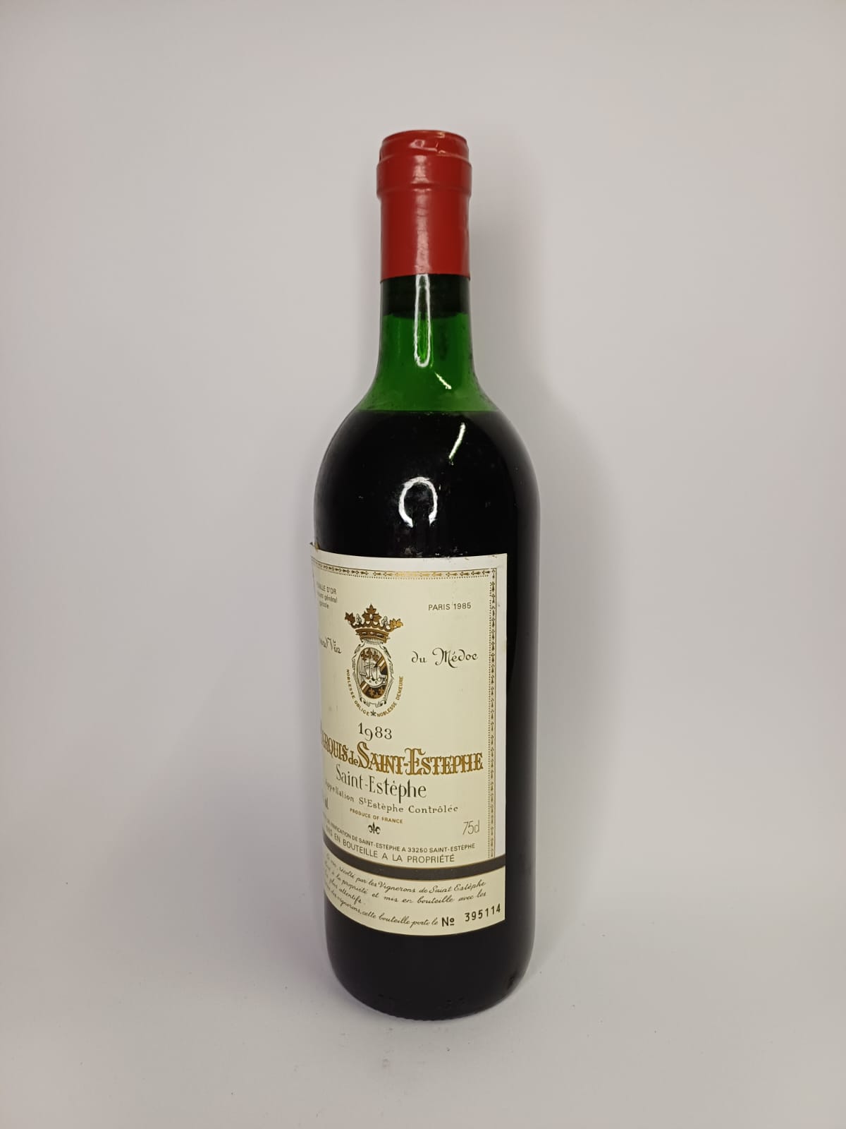 Bouteille de vin Saint-Estèphe 1983 – Marquis de Saint-Estèphe Vinaé