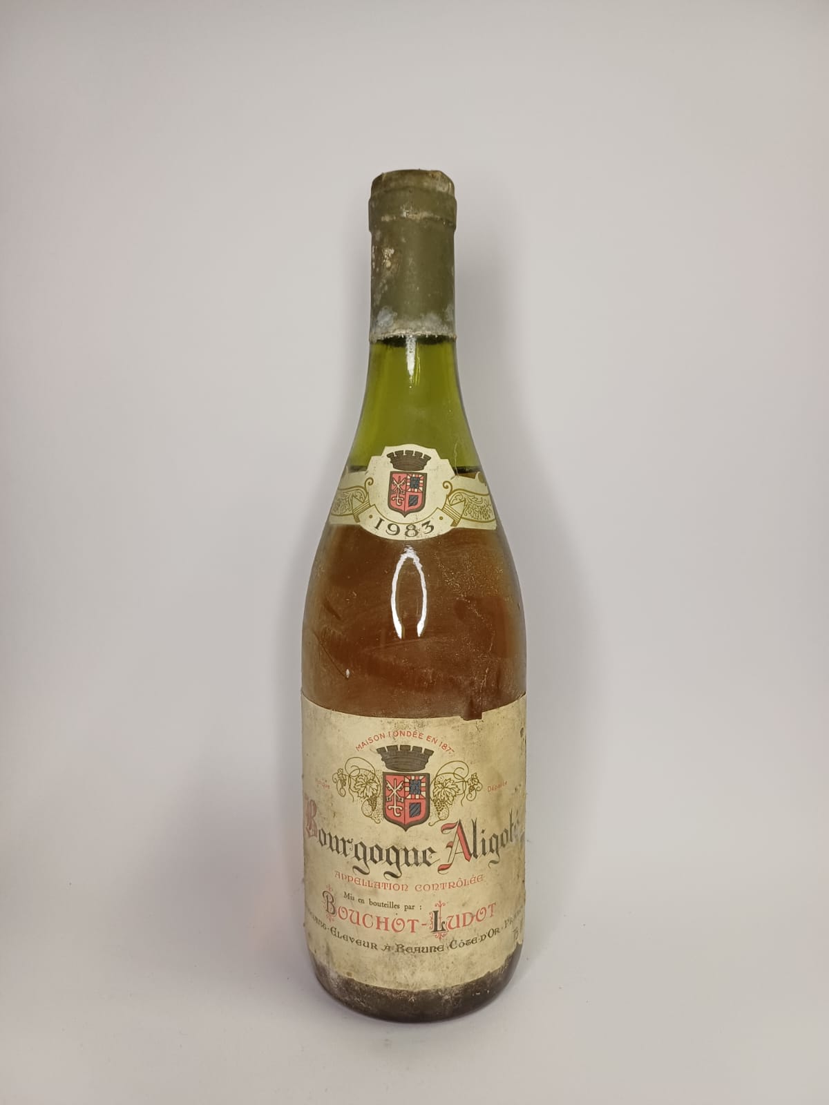 Bouteille de vin Bourgogne Aligoté 1983 – Bouchot-Ludot Vinaé