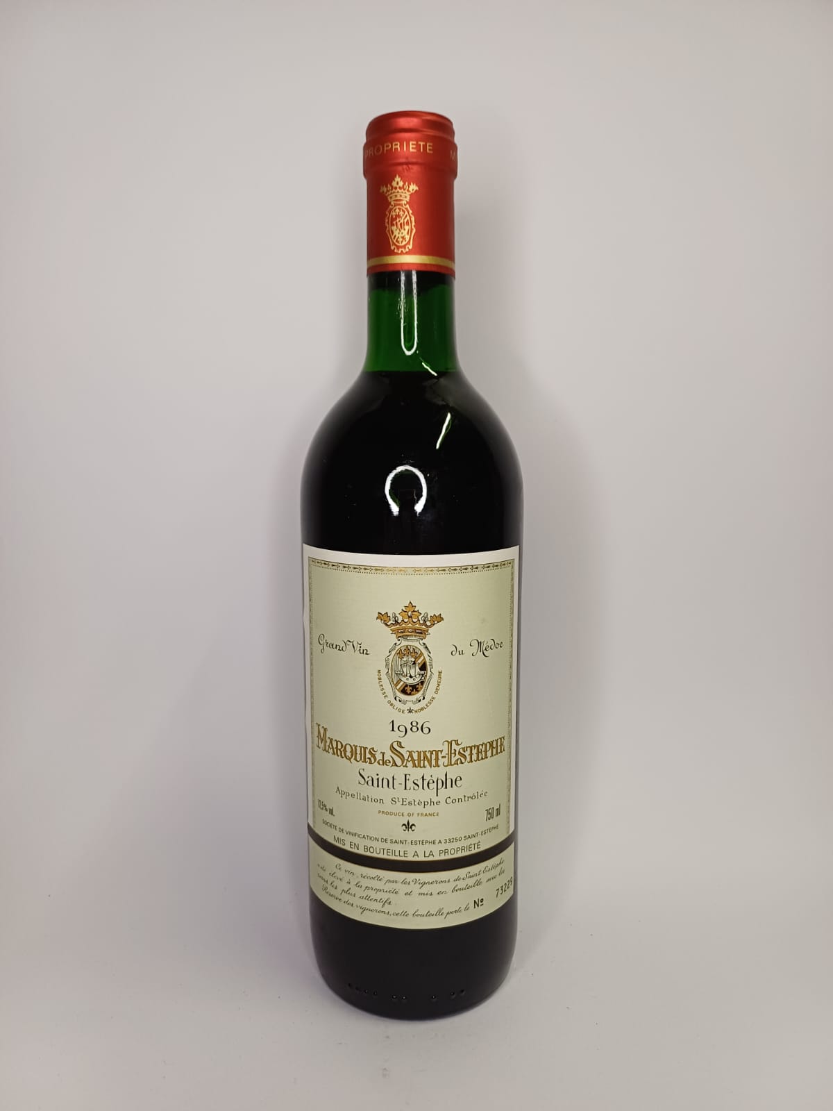 Bouteille de vin Saint-Estèphe 1986 – Marquis de Saint-Estèphe Vinaé