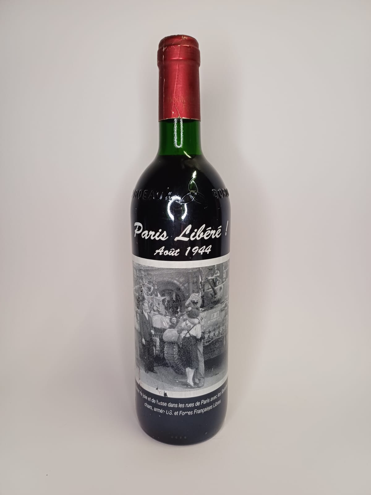 Bouteille de vin Paris libéré 1944 – Bordeaux Edouard vigneron 1993 Vinaé
