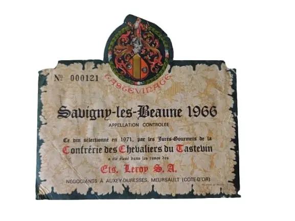 Étiquette Savigny-les-beaune 1966 (Confrérie des Chevaliers du Castevin) Vinaé