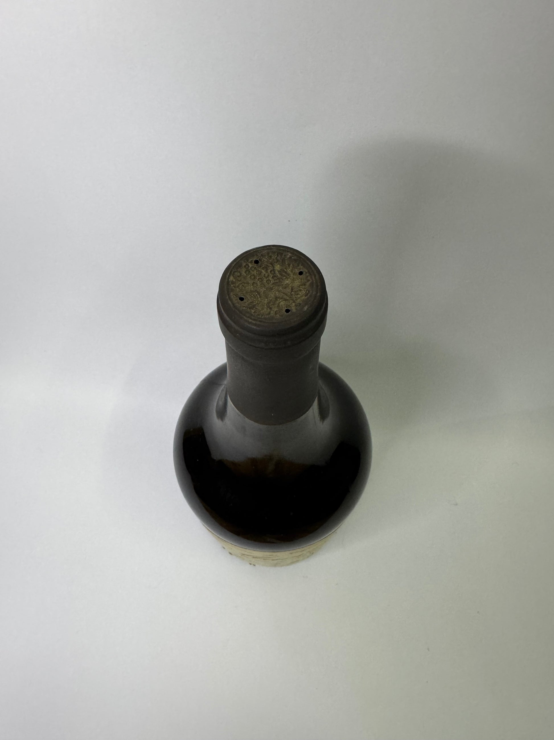 Bouteille de vin Macvin du jura 1980/1990 – Rolet Père et Fils