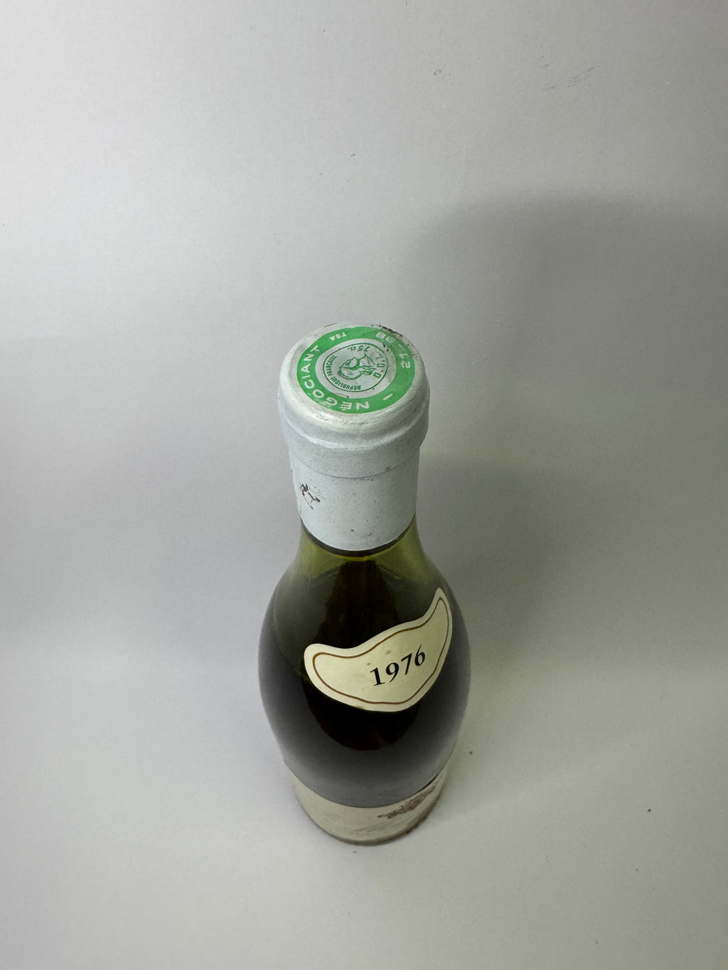 Bouteille de vin Monthelie 1976 – J & M Gauthey