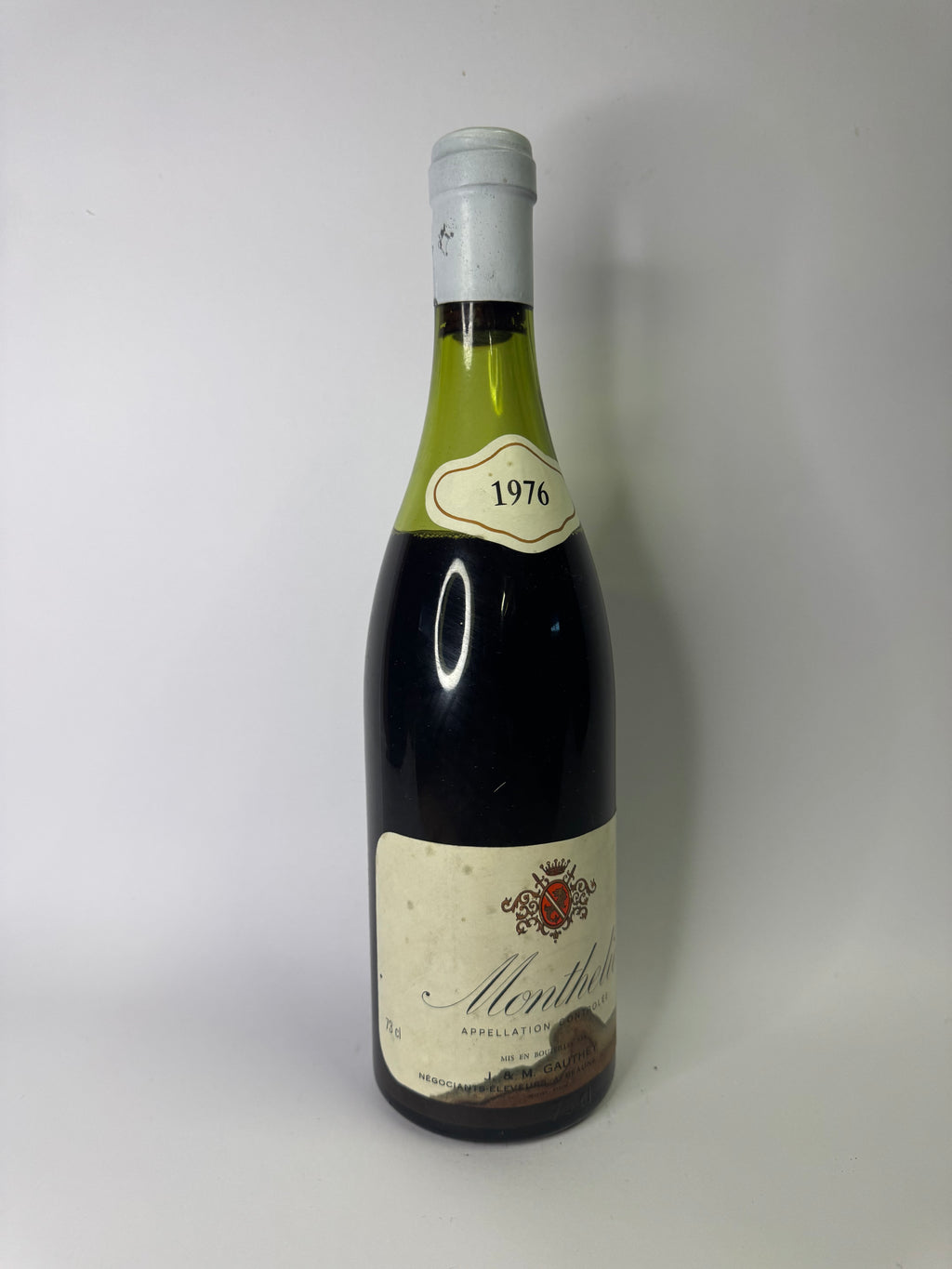 Bouteille de vin Monthelie 1976 – J & M Gauthey