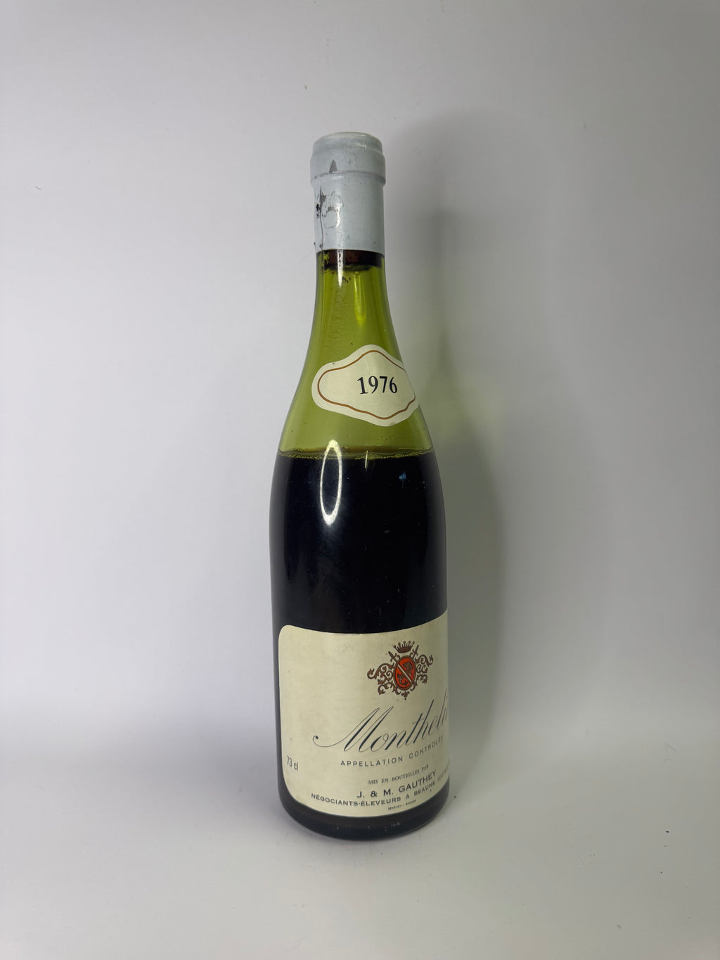 Bouteille de vin Monthelie 1976 – J & M Gauthey