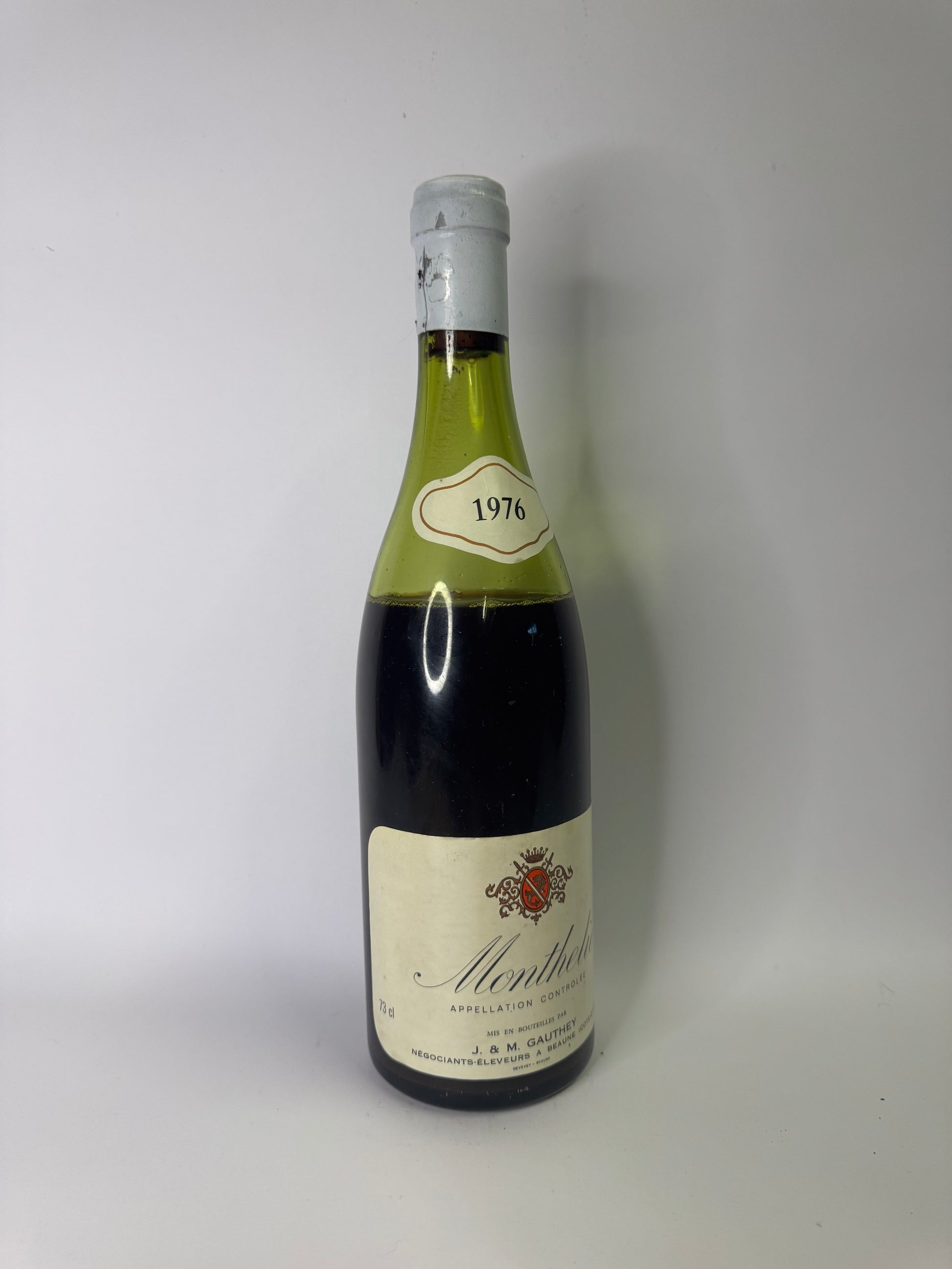 Bouteille de vin Monthelie 1976 – J & M Gauthey