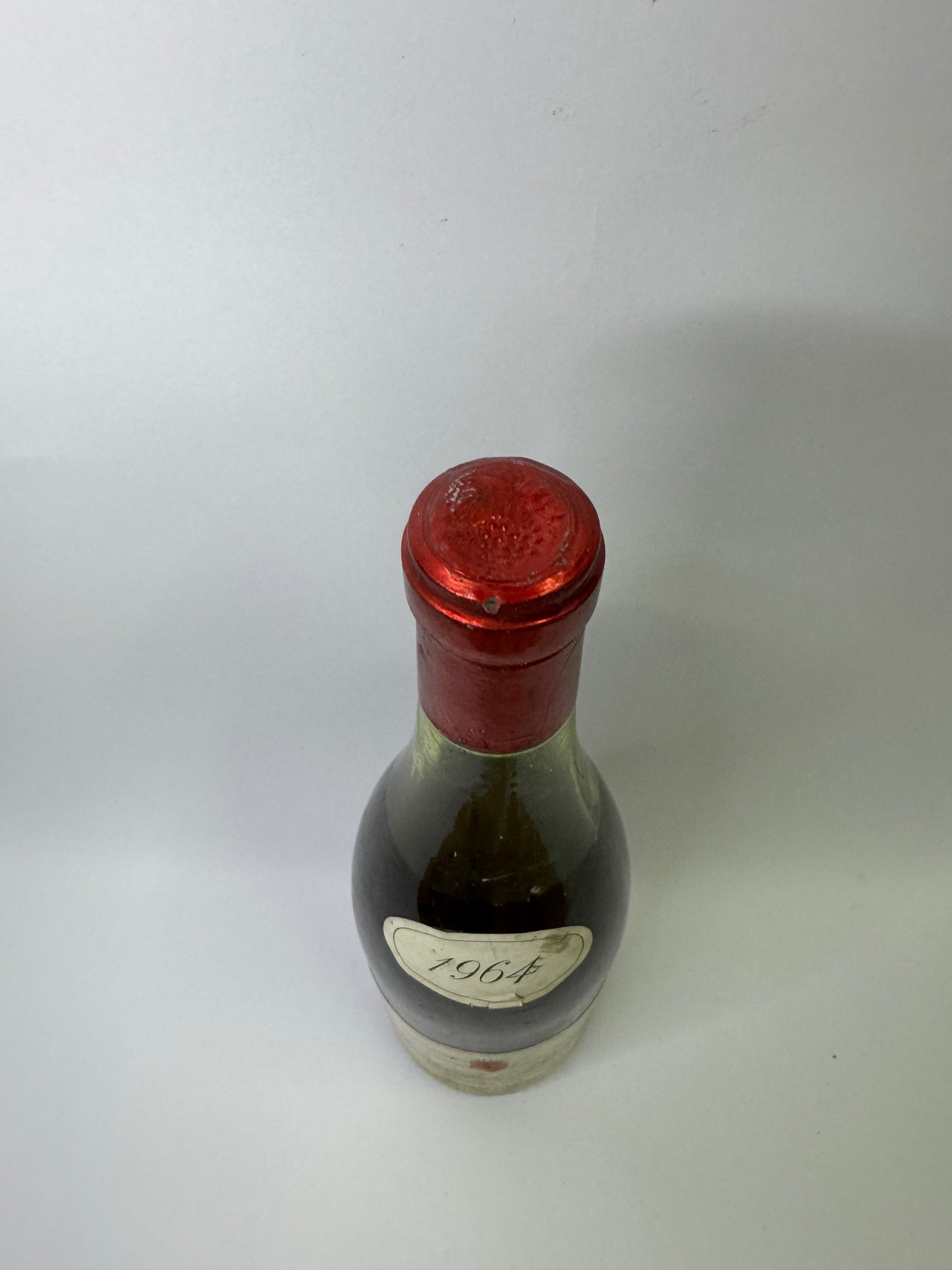 Bouteille de vin Savigny-les-Beaune 1964 – Robert Ampeau