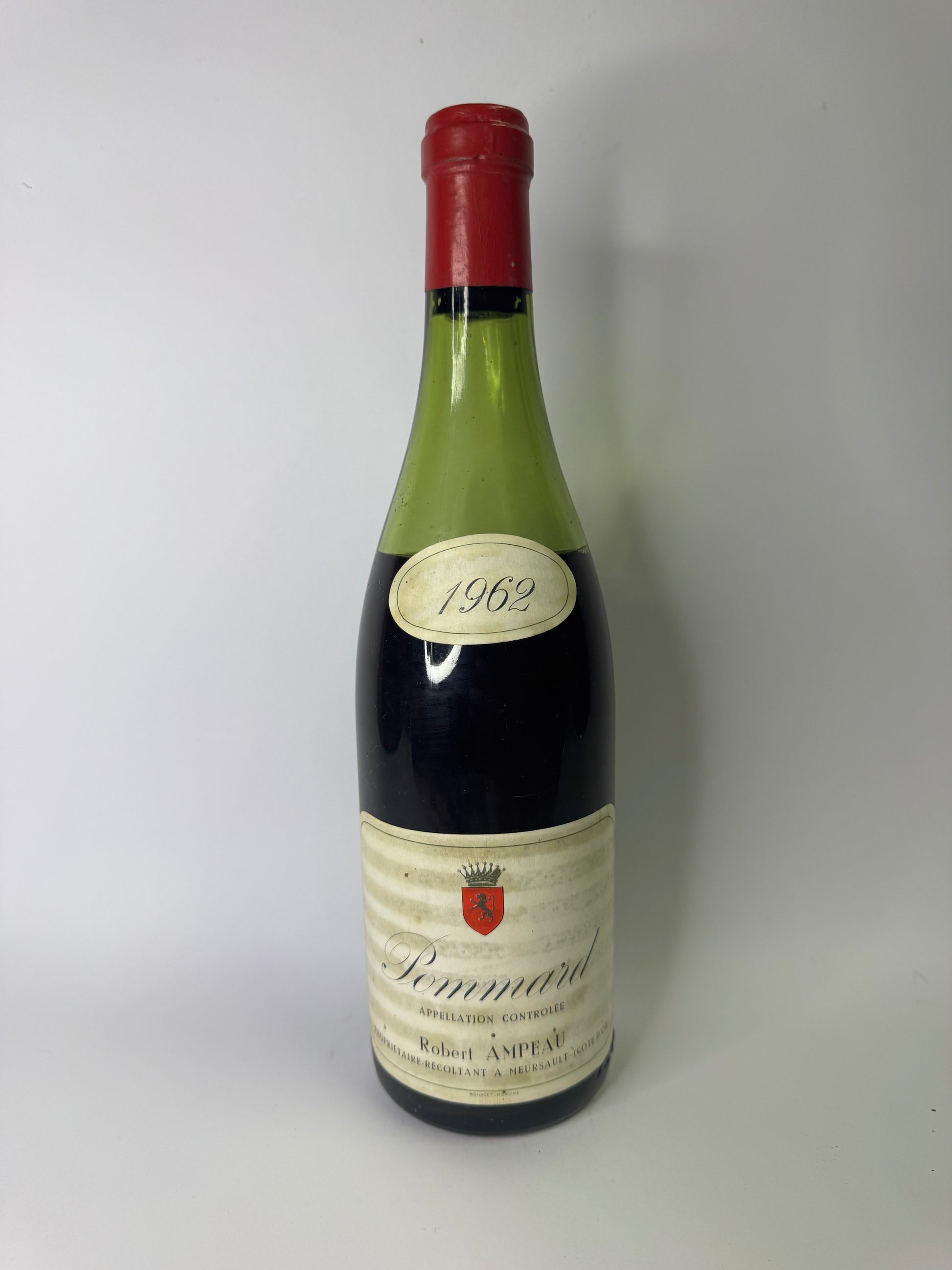 Bouteille de vin Pommard 1962 – Robert Ampeau