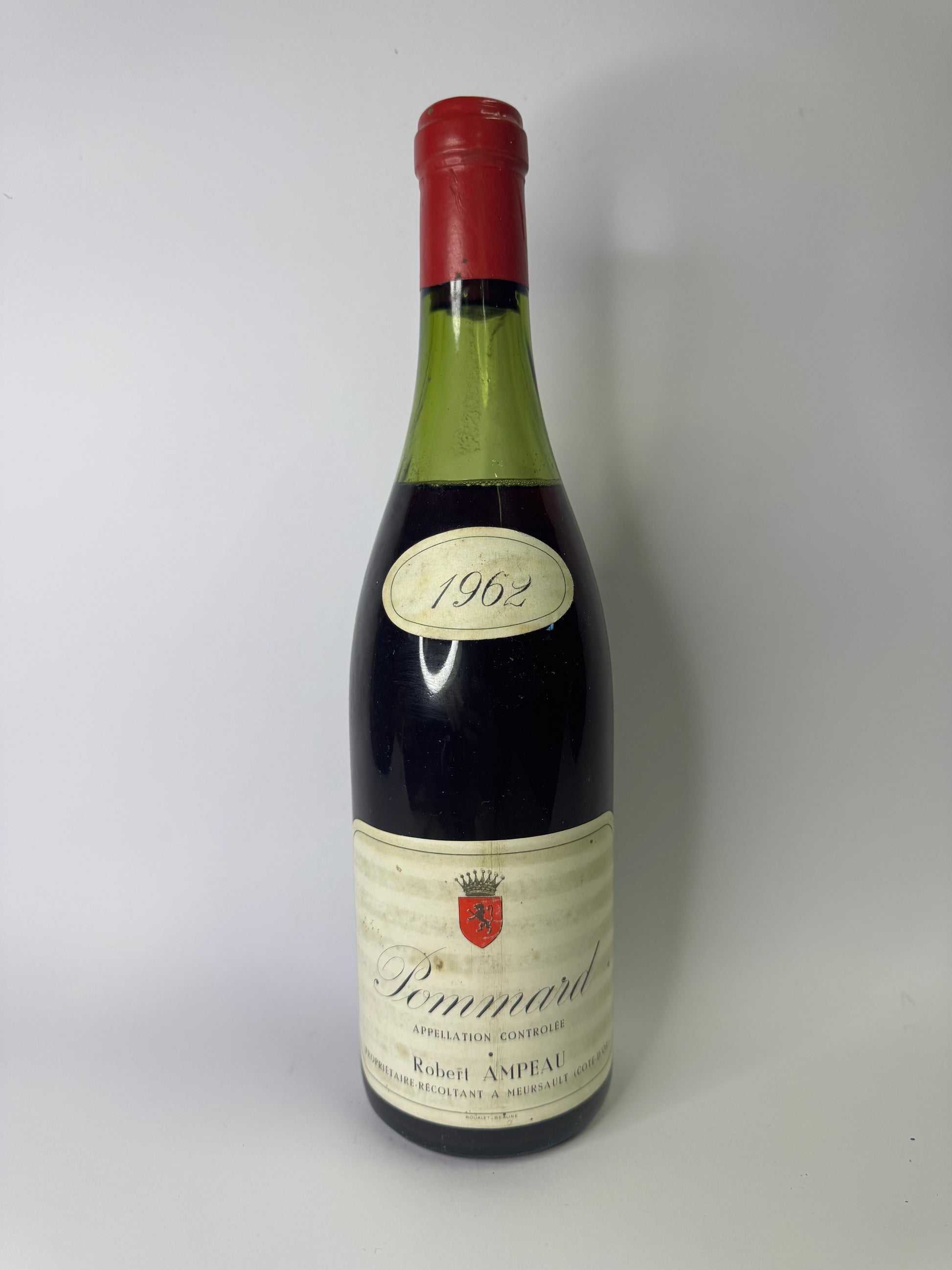 Bouteille de vin Pommard 1962 – Robert Ampeau